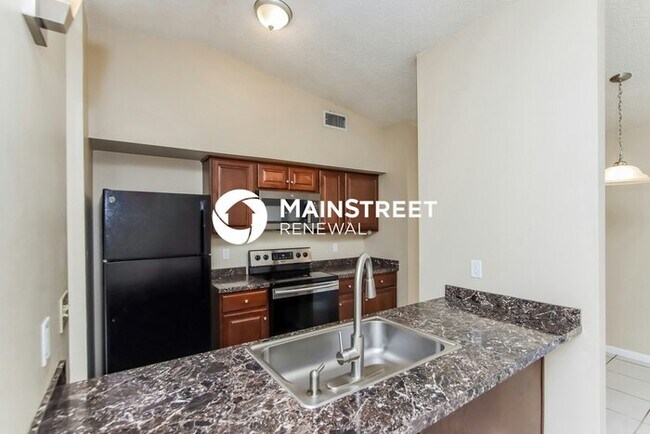 Building Photo - 3 Bedroom Pet-Friendly Home in PALM BAY, FL with Main Street Renewal