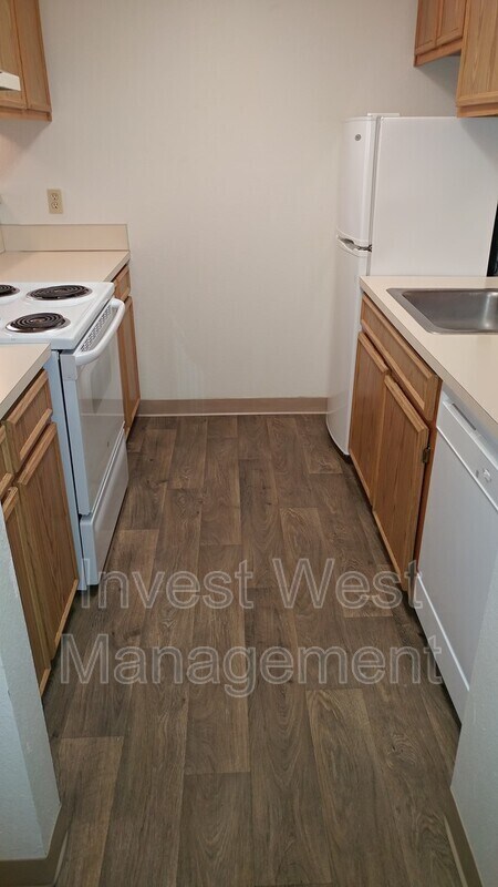 Foto del edificio - 7106 NE Hazel Dell Ave