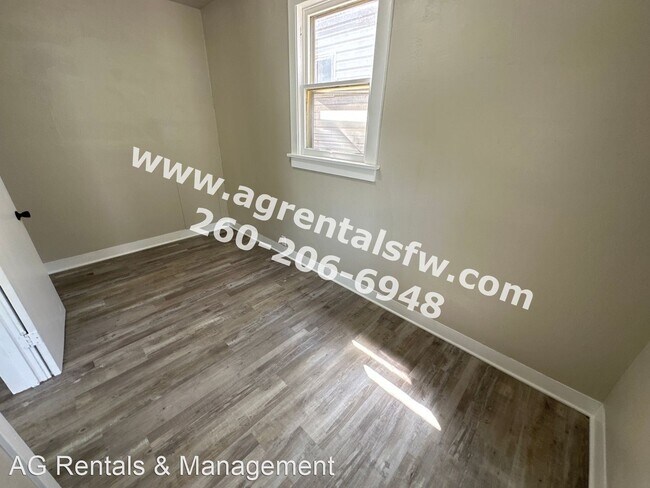 Foto del edificio - 4 br, 1 bath House - 807 3rd St