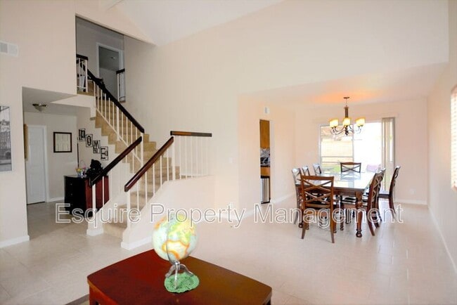 Building Photo - 1170 Novato Dr