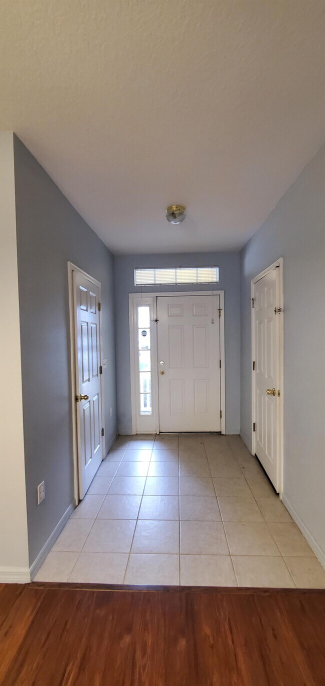 Foto del edificio - 6258 Olivedale Dr