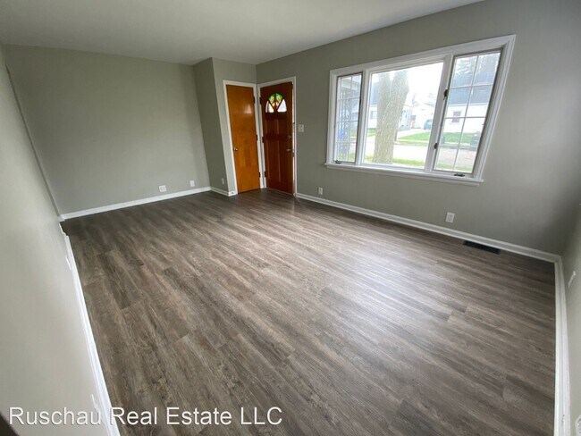 Building Photo - 2 br, 1 bath House - 67 Thorpe Drive