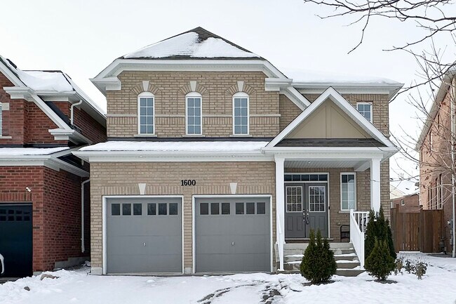 Photo du bâtiment - 1600 William Lott Dr