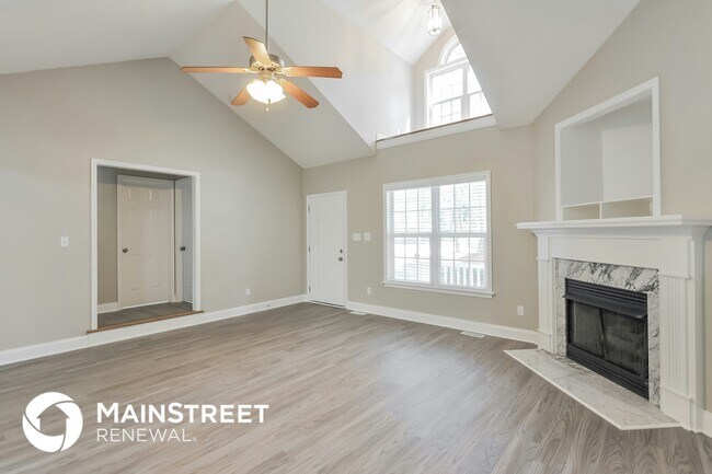 Building Photo - 340 Lassiter Farms Ln