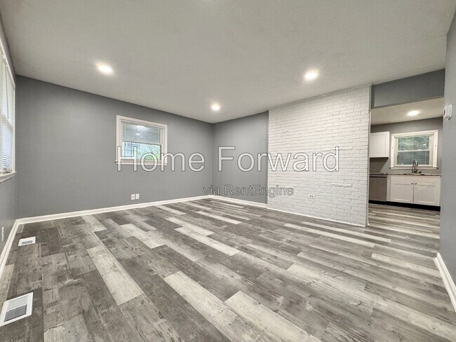 Foto del edificio - 1720 Traveller Rd