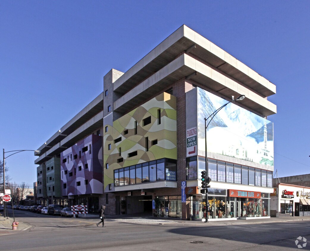 Foto del edificio - 6411 N Rockwell St