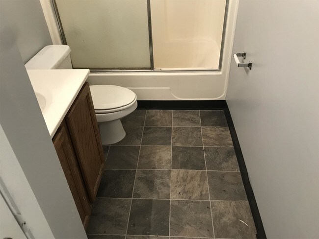 Foto del edificio - 4053 E University Ave