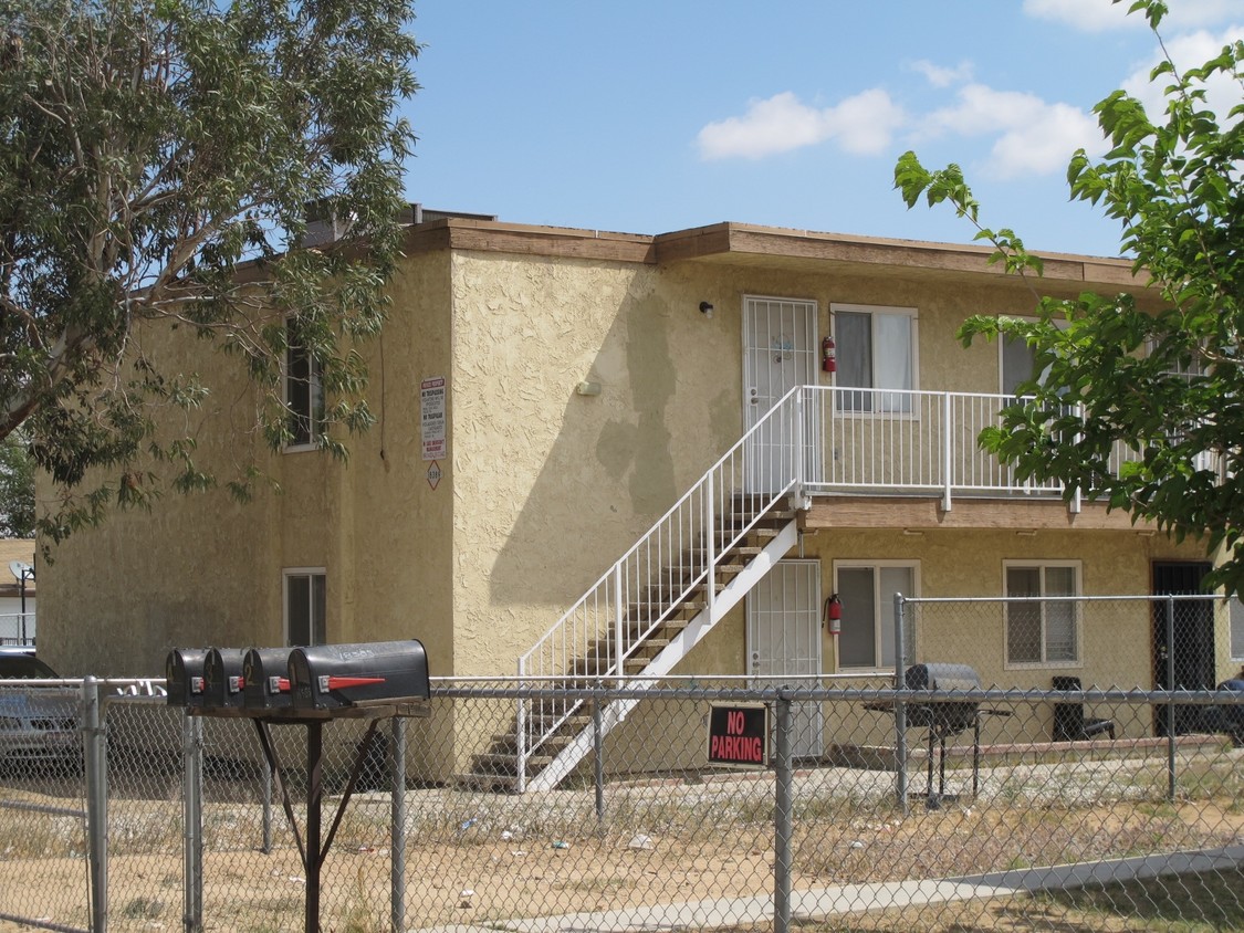 18389 Jonathan St, Adelanto, CA 92301 - Apartments in Adelanto, CA ...