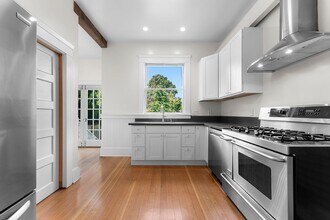 Building Photo - 1549-1601-1601 SE 32nd Pl