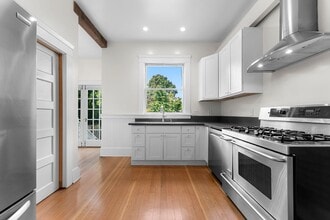 Building Photo - 1549-1601-1601 SE 32nd Pl