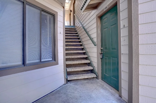 Photo - 2300 Balsam Dr Apartment