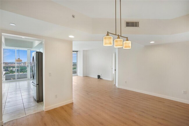Foto del edificio - 21205 Yacht Club Dr