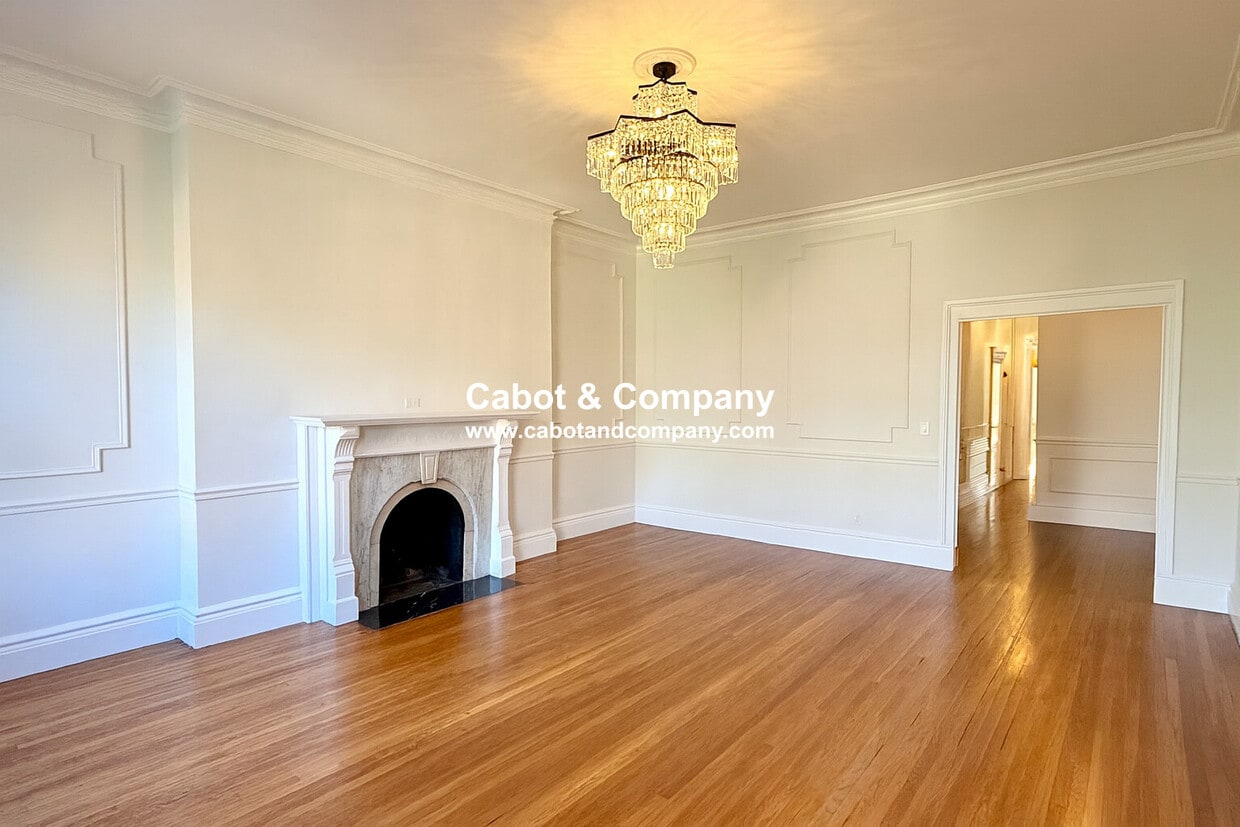 Foto principal - 229 Beacon St