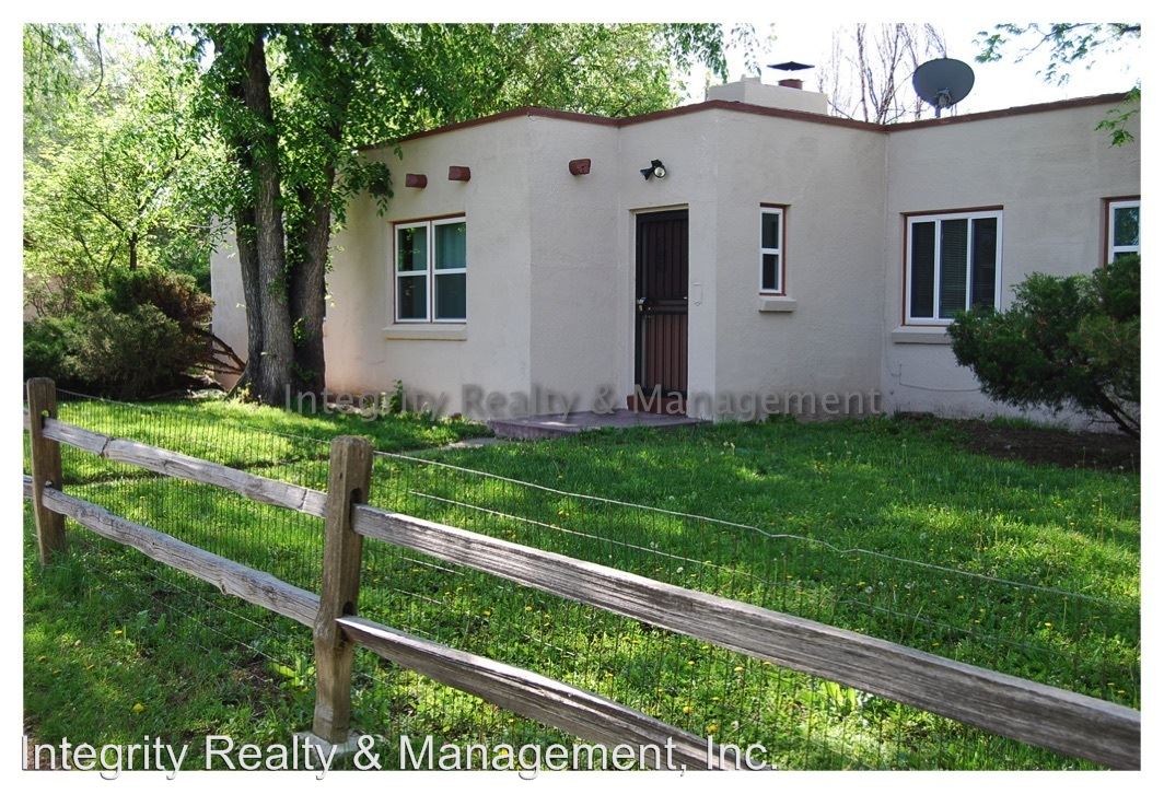 Primary Photo - 400 E Mexico Ave
