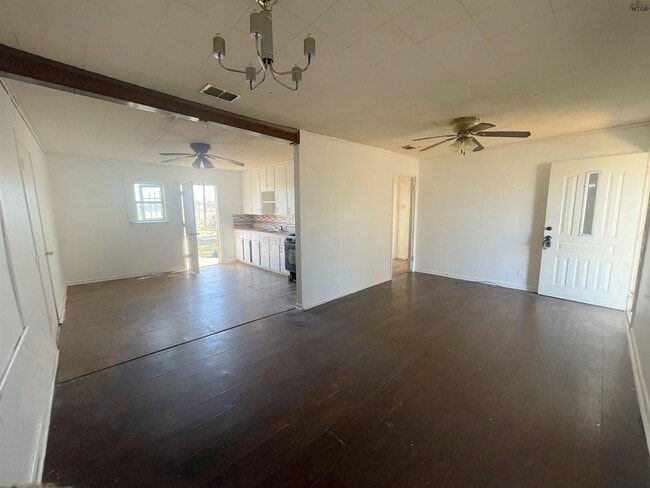 Foto del edificio - 703 Williams Ave