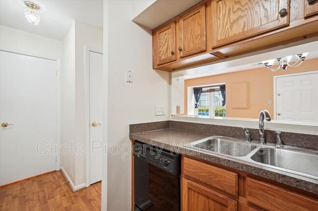 Building Photo - 6084 Netherton St