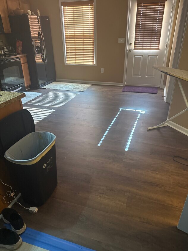 Foto principal - 1250 W Adams Hill Cir