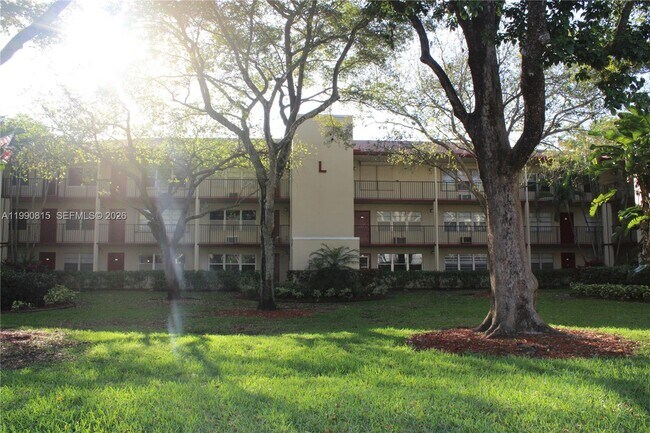 Foto del edificio - 200 SW 132nd Way