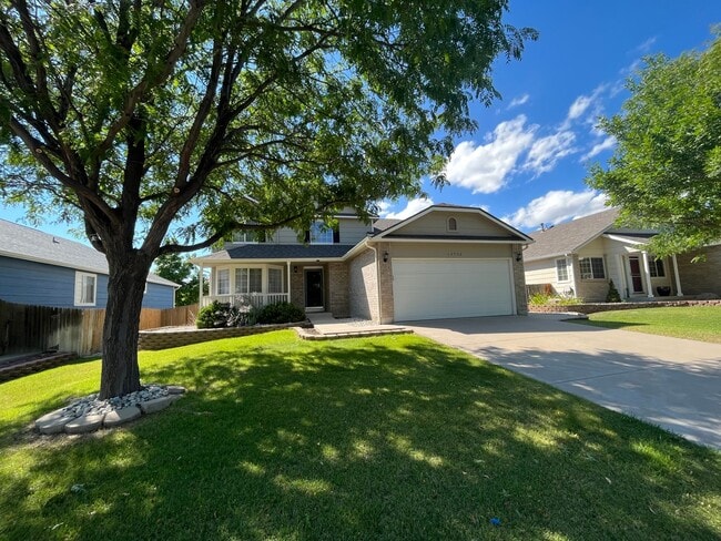 Building Photo - Spacious 3BD/2.5 BA Home in Thornton, CO! ...