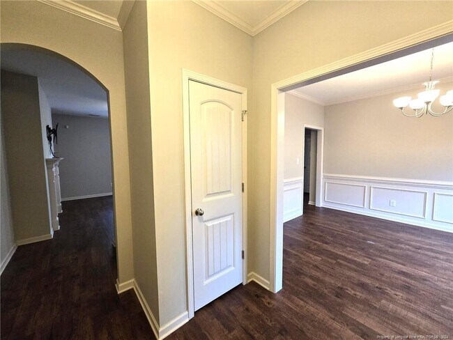 Building Photo - 2278 Lakewell Cir