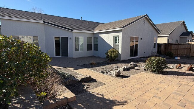 Foto del edificio - 1635 Murrieta Ct