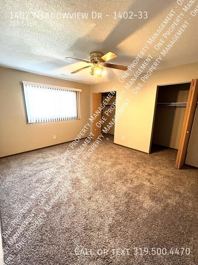 Building Photo - 1402 Meadowview Dr