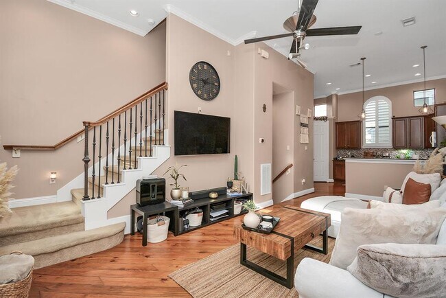 Foto del edificio - 2346 Camden Dr
