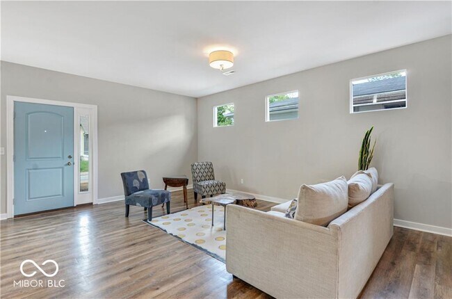 Building Photo - 1413 Lawton Ave