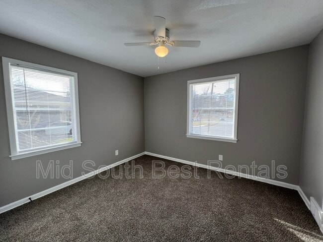 Building Photo - 2944 N Trezevant St