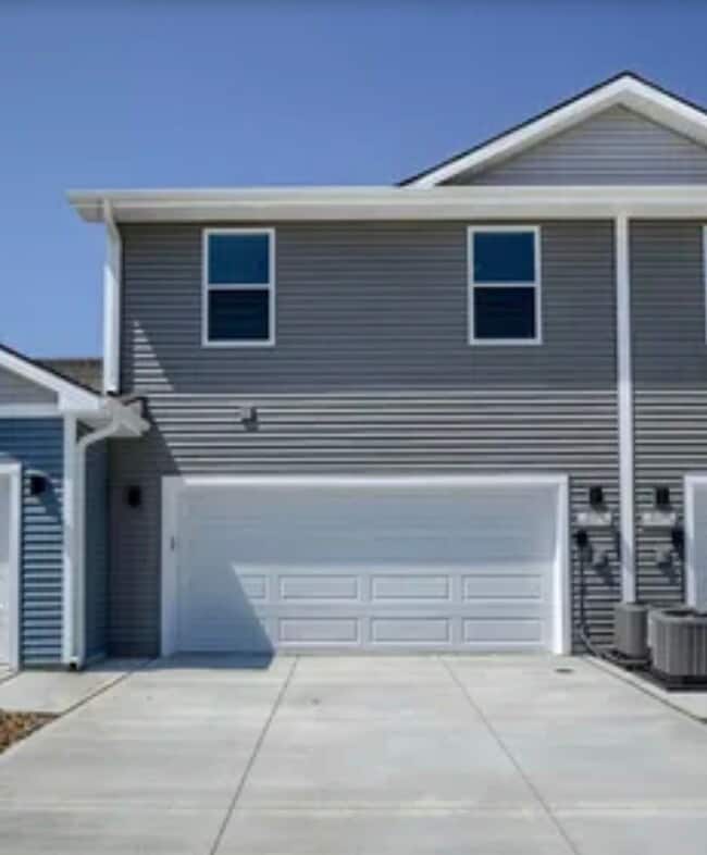 Building Photo - 2171 Brandon Ln