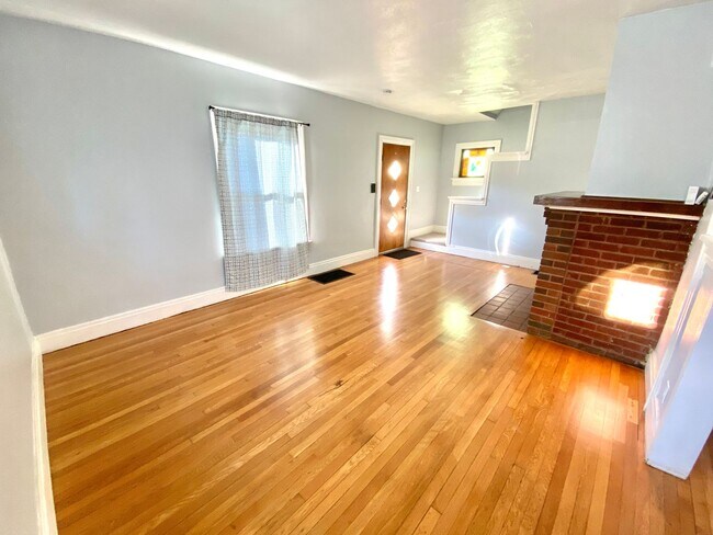 Building Photo - Indiana Home