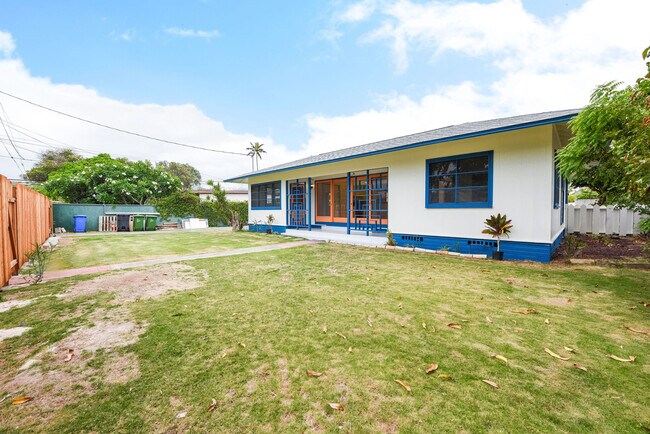 Building Photo - 280 Pouli Rd