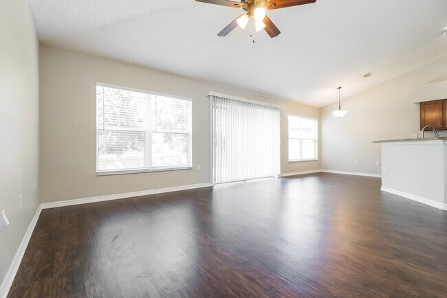 Building Photo - 30530 Pga Dr