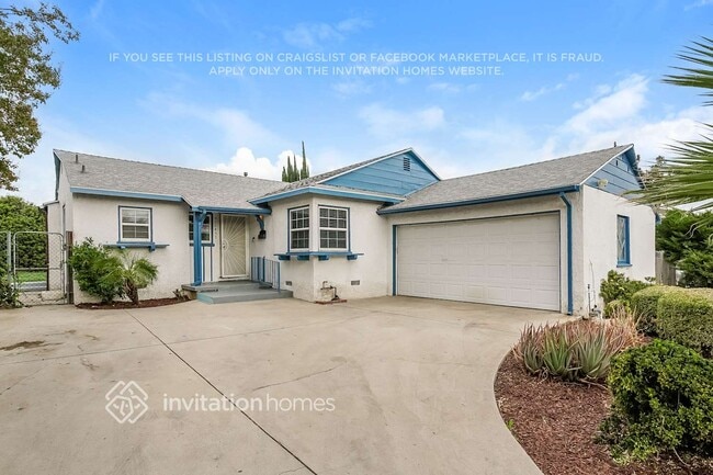 Building Photo - 20457 Schoolcraft St