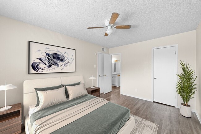 Bedroom - Buena Onda on Small Hill