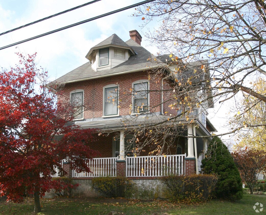 18 N Church St, Spring City, PA 19475 Apartments in Spring City, PA