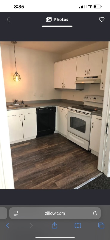 Building Photo - 11 2nd St