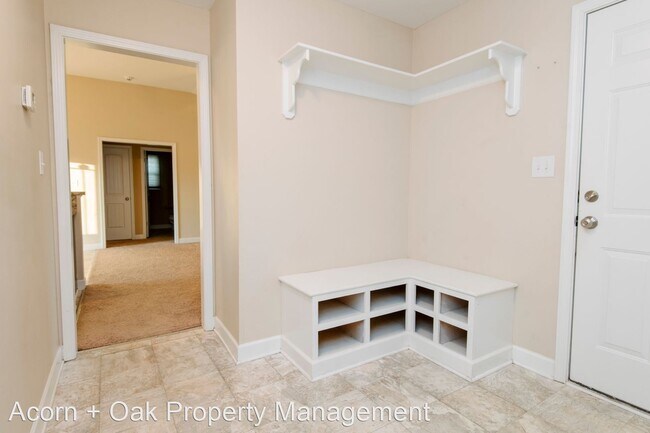 Building Photo - 3 br, 2 bath House - 91 E Letchworth Dr
