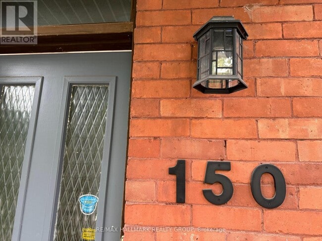 Photo du bâtiment - 150 Florence St