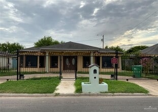 Building Photo - 6804 S Naranja Ln
