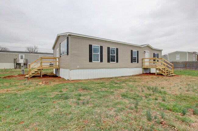 Foto del edificio - 295 Seays Rd