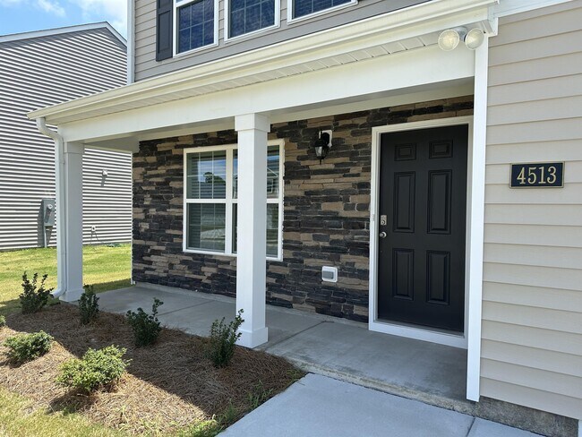 Foto del edificio - 4513 Sandstone Dr