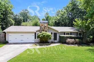 Building Photo - 265 Windflower Trce