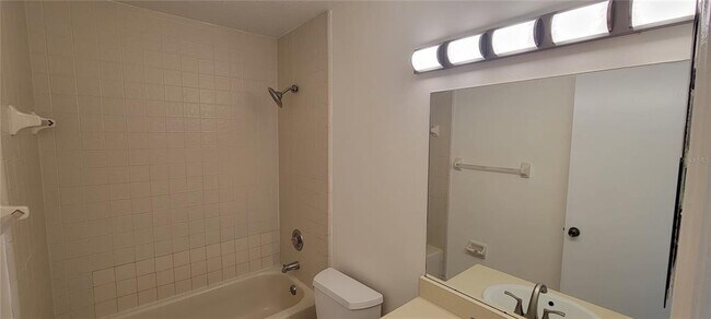 Foto del edificio - 5131 Kati Lynn Dr