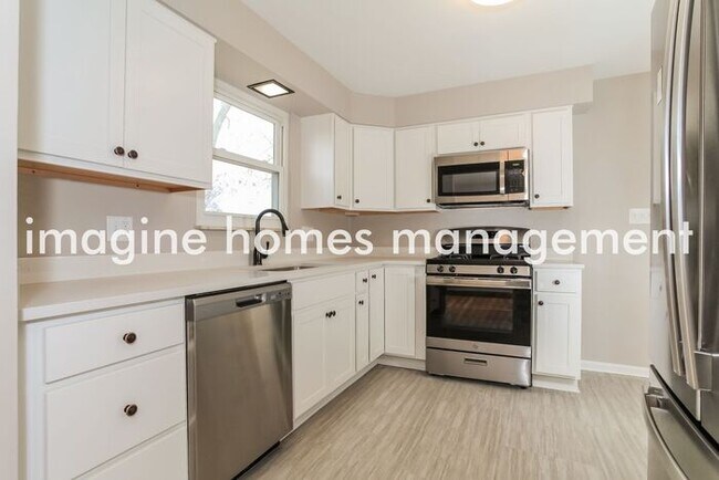 Foto del edificio - 1823 Keith Drive