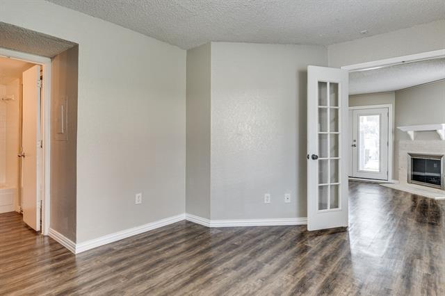 Building Photo - 2309 Balsam Dr