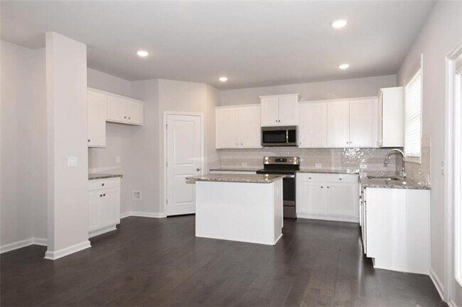 Building Photo - 2357 Bear Paw Dr