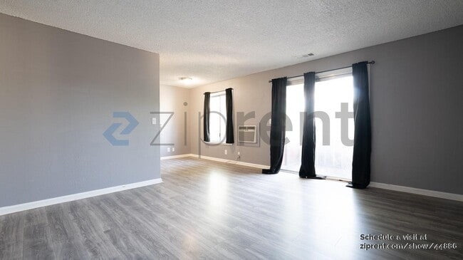 Building Photo - 4602 Neil Rd