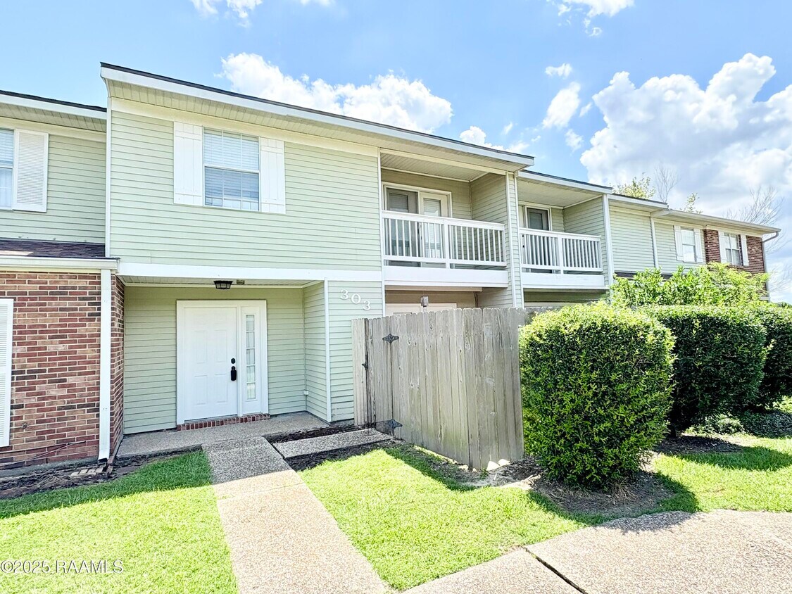 Foto principal - 101 Wilbourn Blvd