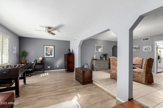 Foto del edificio - 2739 S Emerson Cir